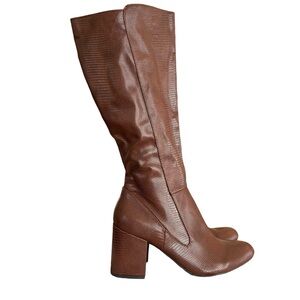 NEW Journee Tru Comfort Foam Textured Faux Leather Boots